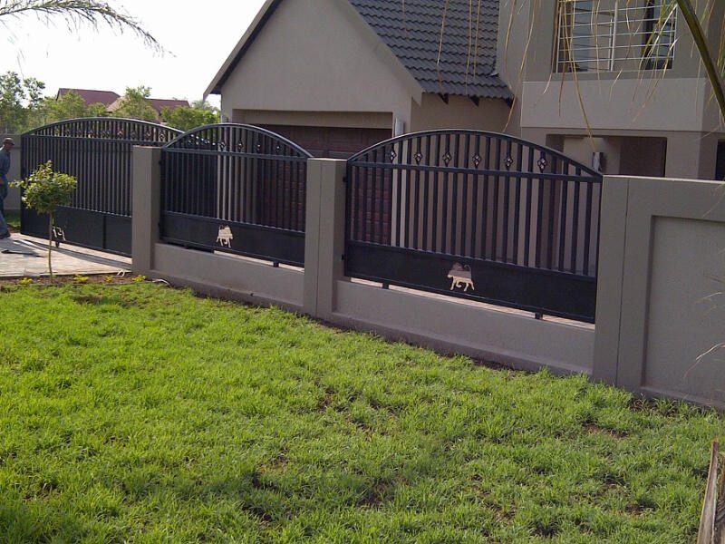 Steel palisade fence run installed at a home in Pretoria North
