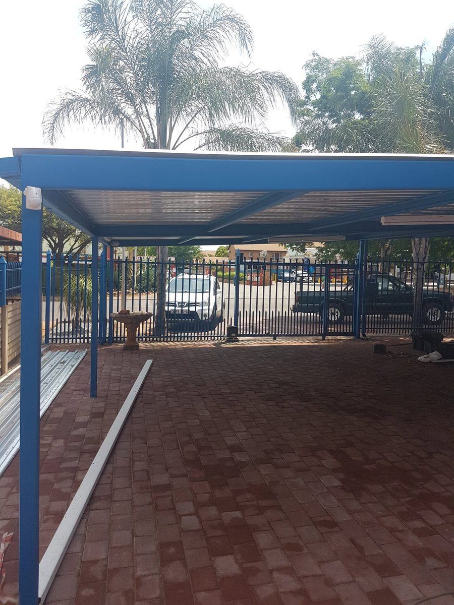 Steel carport over parking bays in Pretoria